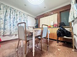 Blk 577 Hougang Avenue 4 (Hougang), HDB Executive #538598961